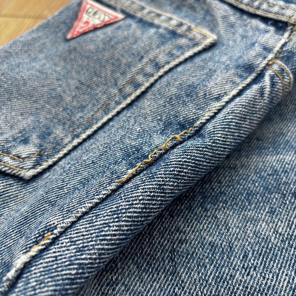 GUESS Vintage Blue Jeans - Picture 10 of 13
